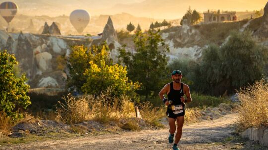 Hoe vaak per week zou ik moeten hardlopen om de afstand van een uur te halen?